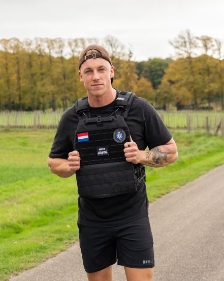 Athlete wearing the KRAKEN Weight Vest Plate Carrier 20 KG